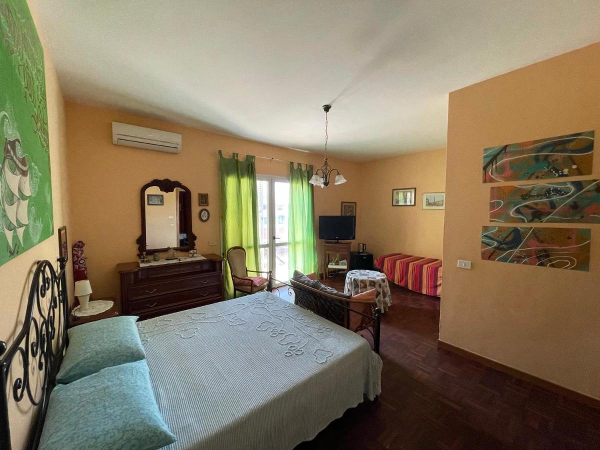 Vacationers Refuge Bed and Breakfast Anzio Exterior foto